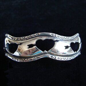 Vtg Silver Cuff BRACELET w/Cutout Double Hearts & Arrow, Stainless Steel?  F10